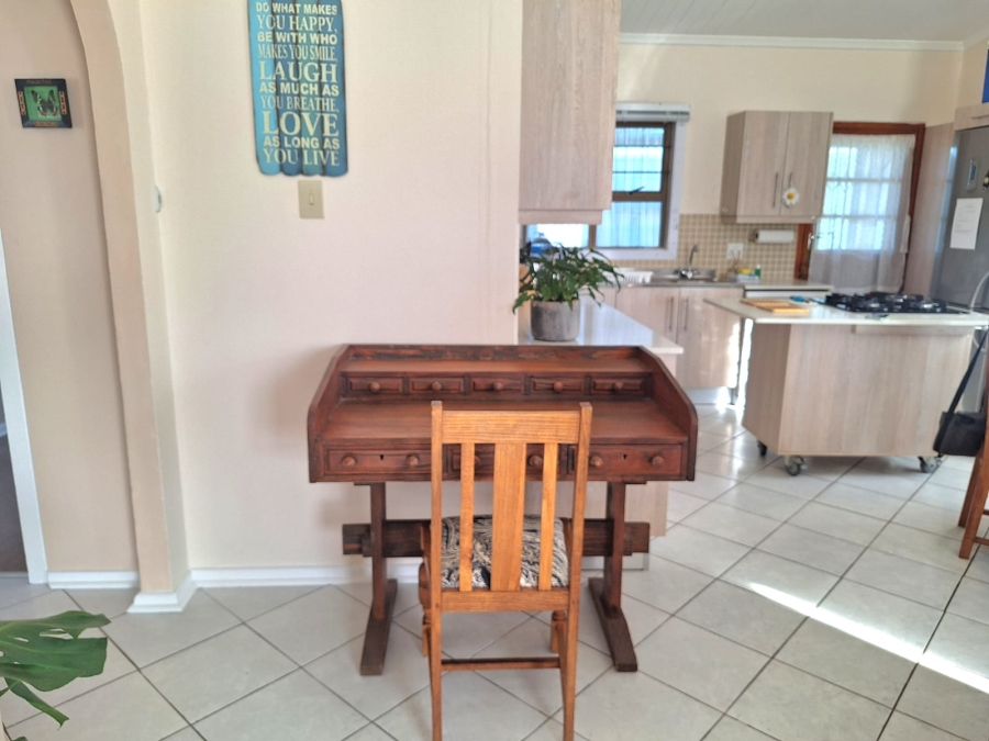 To Let 2 Bedroom Property for Rent in Fish Hoek Western Cape